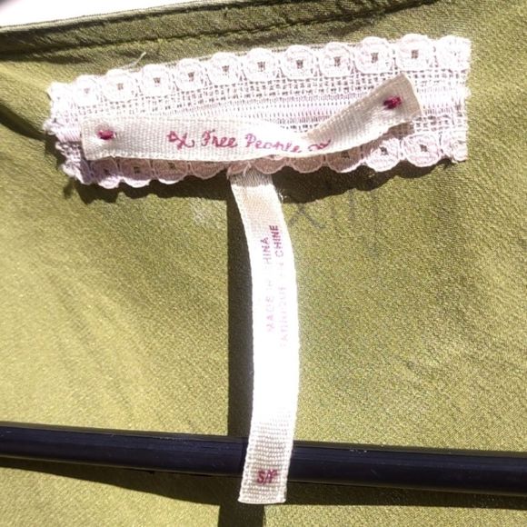 Free People Silk Lace Long Bell Sleeve Blouse. Small - Picture 4 of 4